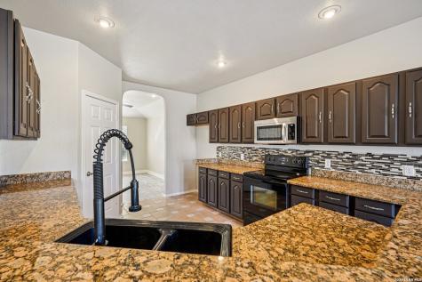 301 County Road 6862 Natalia TX 78059