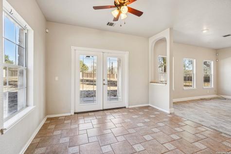 301 County Road 6862 Natalia TX 78059