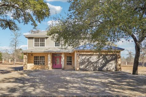 301 County Road 6862 Natalia TX 78059