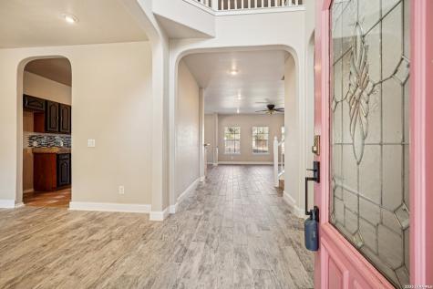 301 County Road 6862 Natalia TX 78059