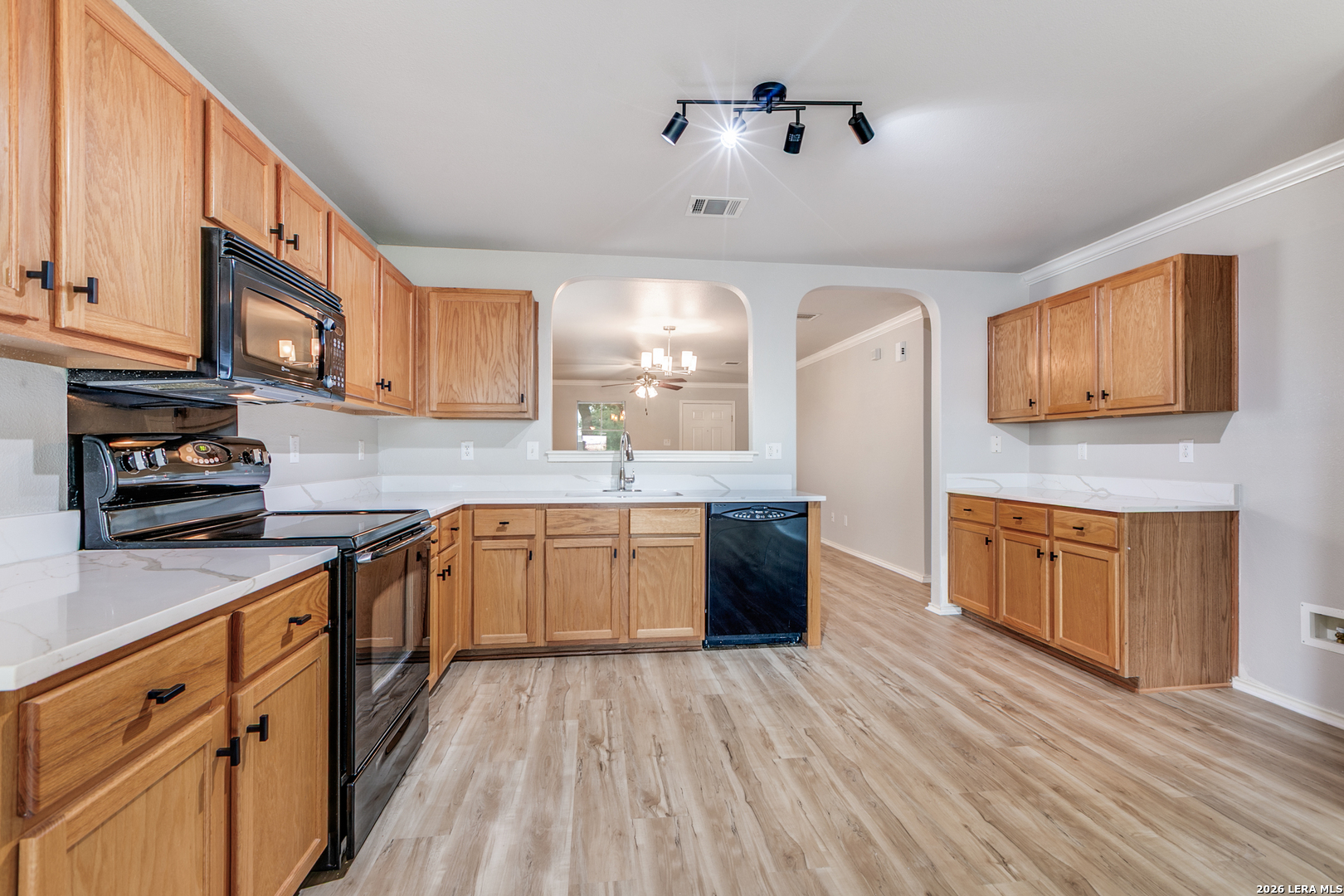 543 Stable Vista San Antonio TX 78227