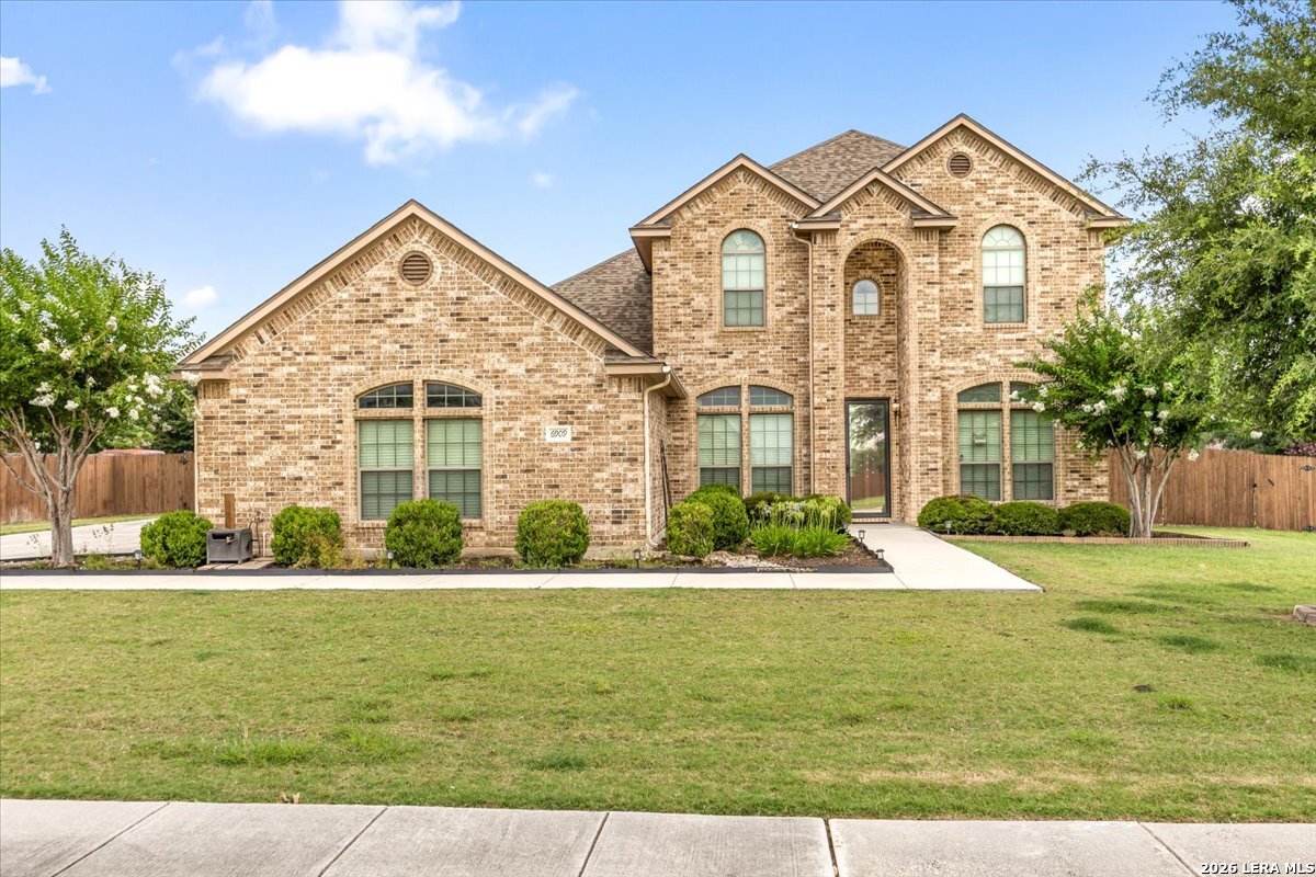 6909 Hallie Heights Schertz TX 78154