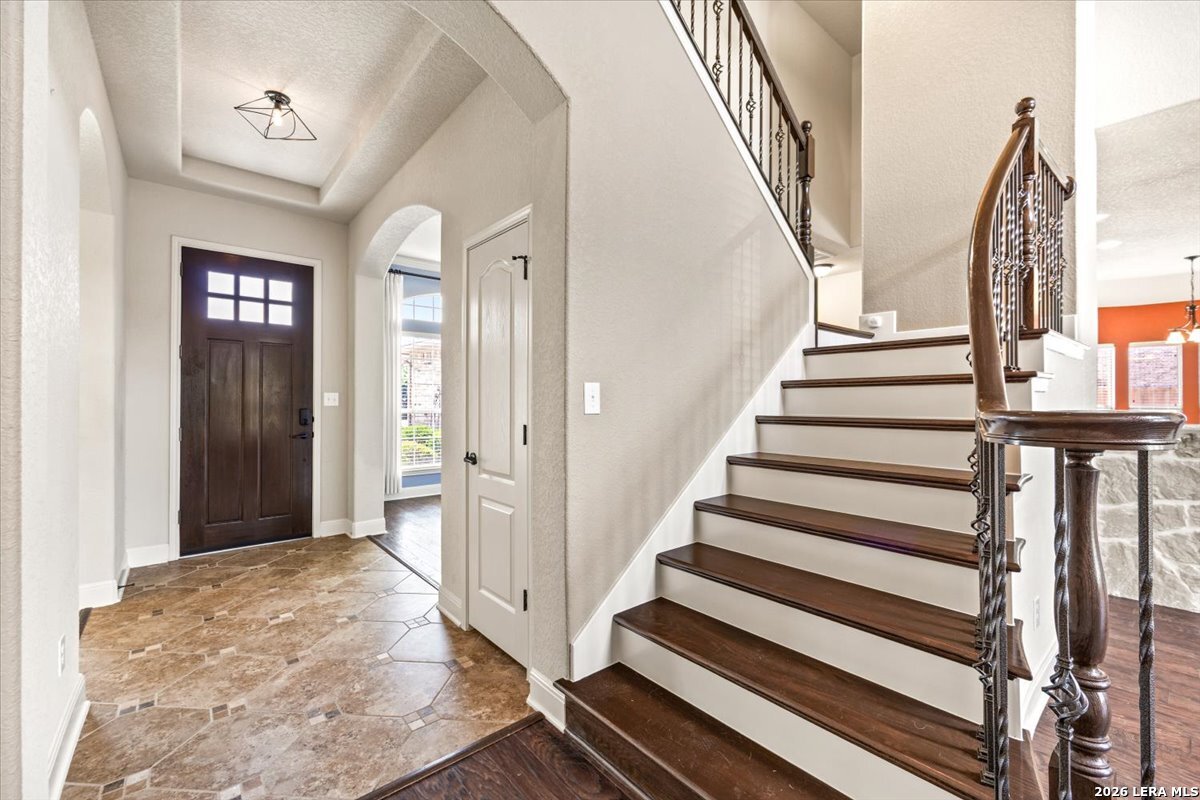 6909 Hallie Heights Schertz TX 78154