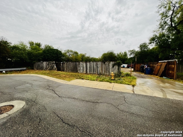 714 Baltzell Avenue San Antonio TX 78221