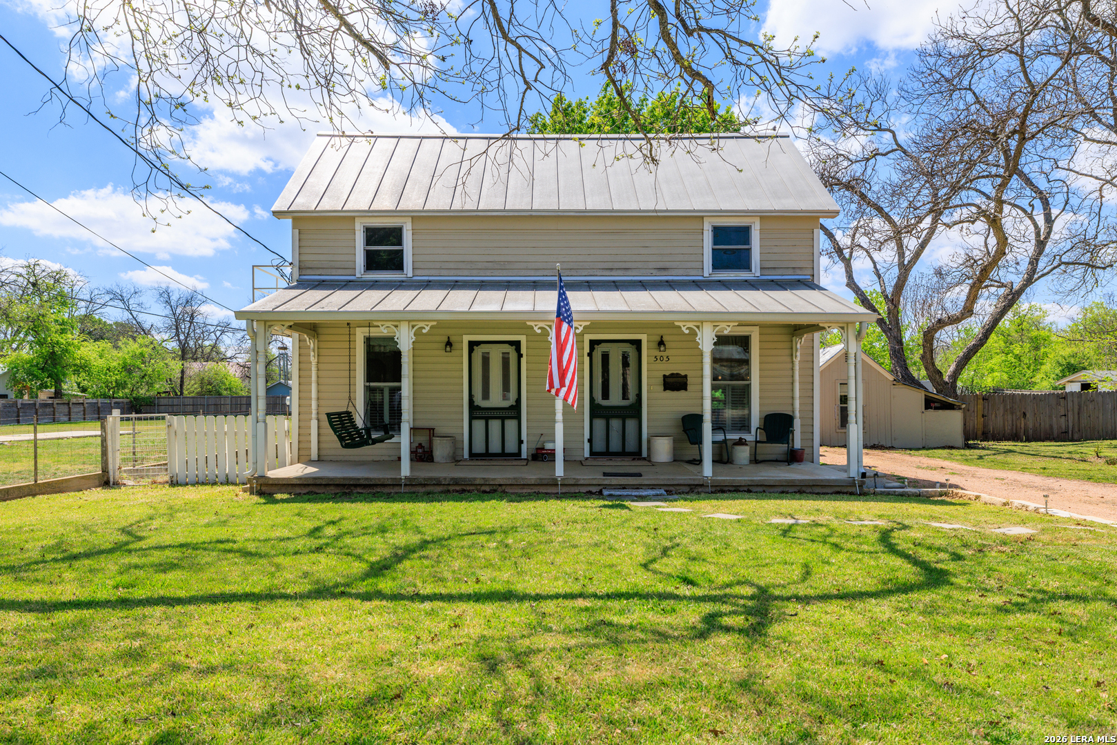 505 W San Antonio Fredericksburg TX 78624