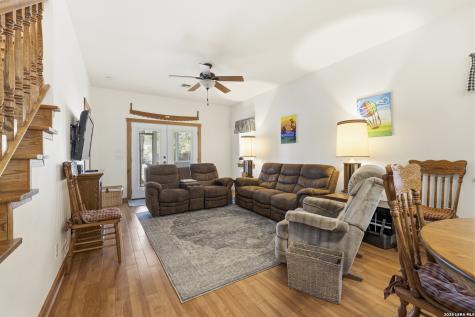 505 W San Antonio Fredericksburg TX 78624