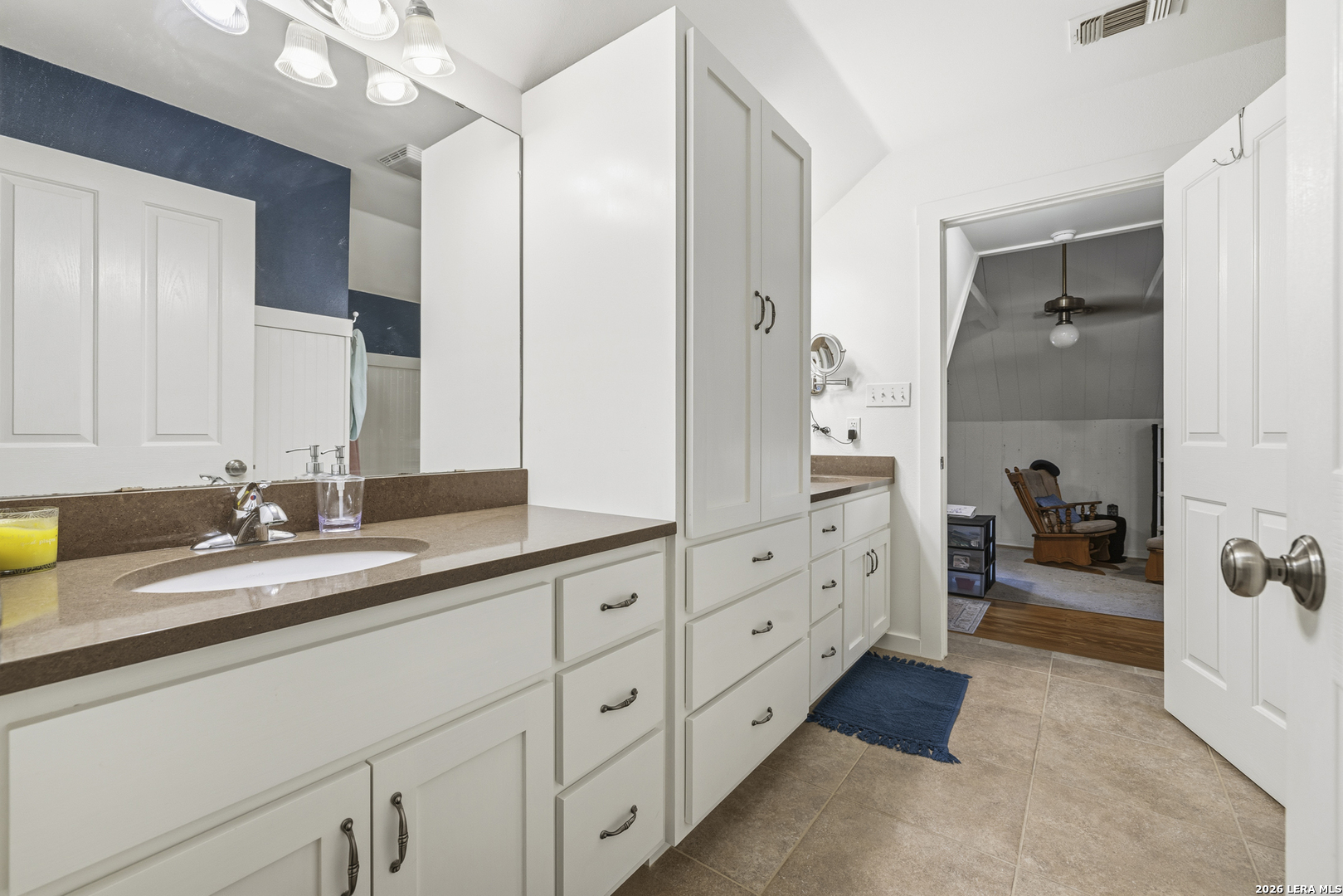 505 W San Antonio Fredericksburg TX 78624