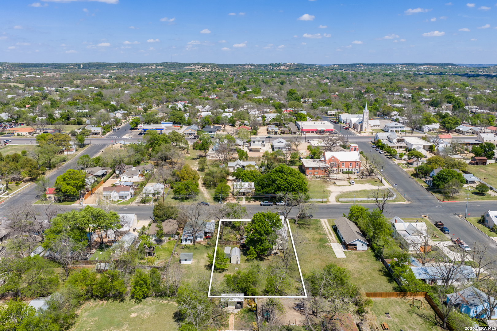 505 W San Antonio Fredericksburg TX 78624