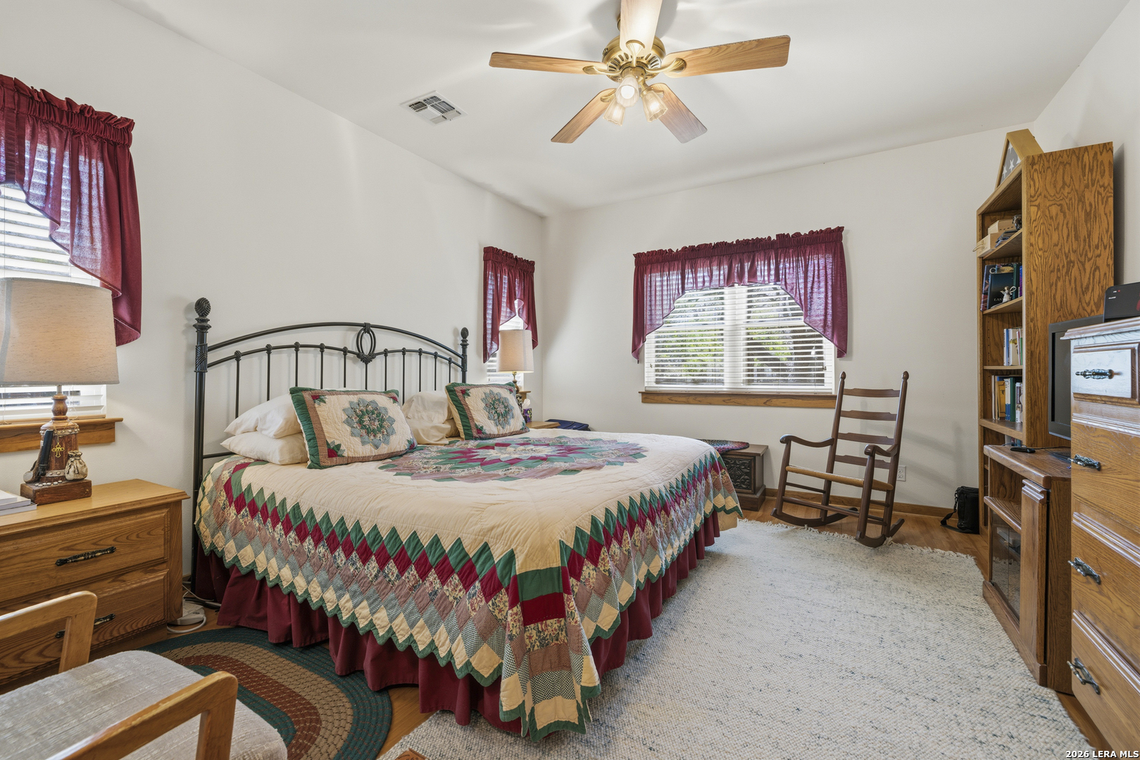 505 W San Antonio Fredericksburg TX 78624