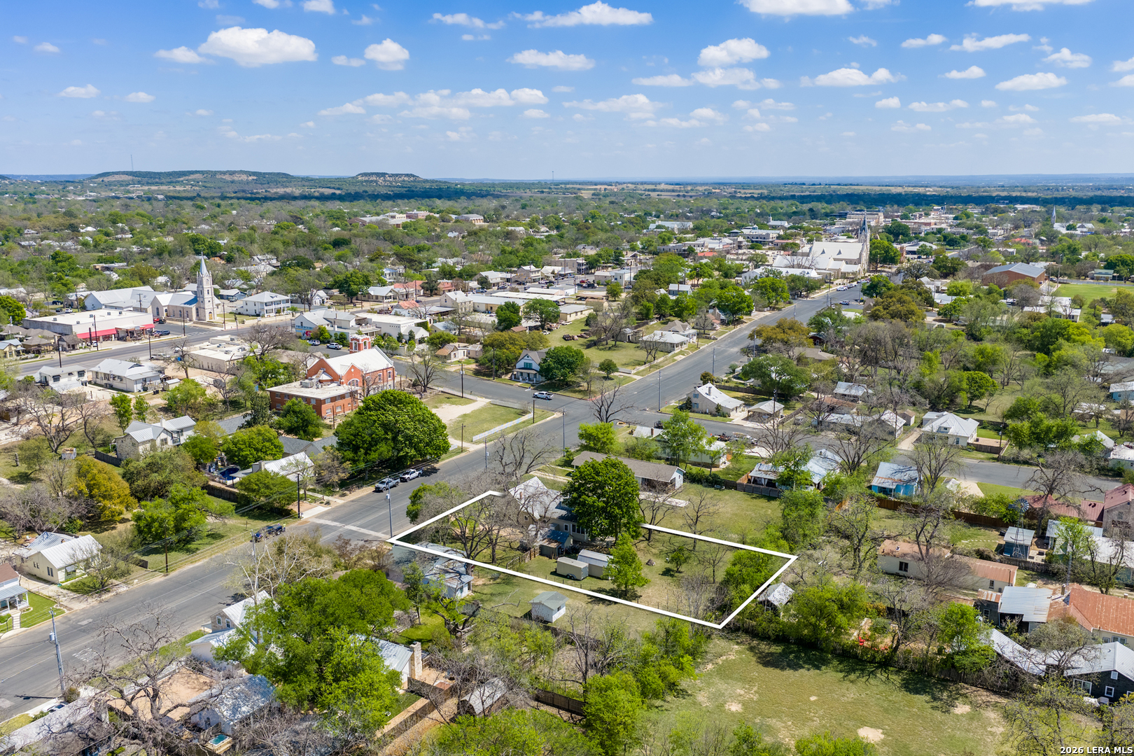 505 W San Antonio Fredericksburg TX 78624