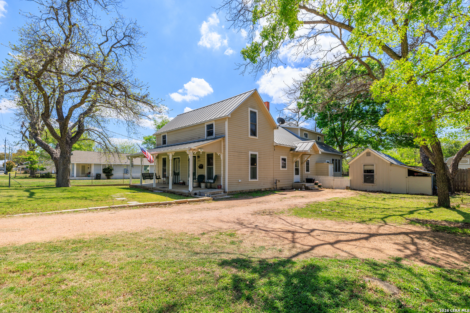 505 W San Antonio Fredericksburg TX 78624