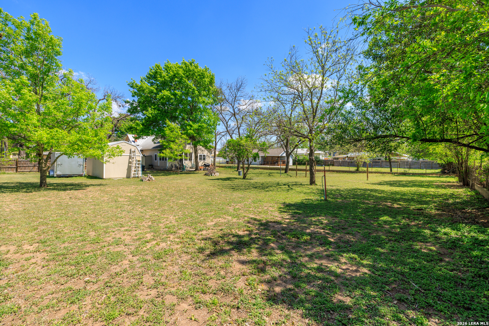 505 W San Antonio Fredericksburg TX 78624