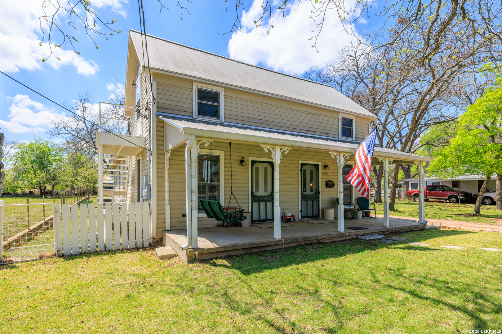505 W San Antonio Fredericksburg TX 78624