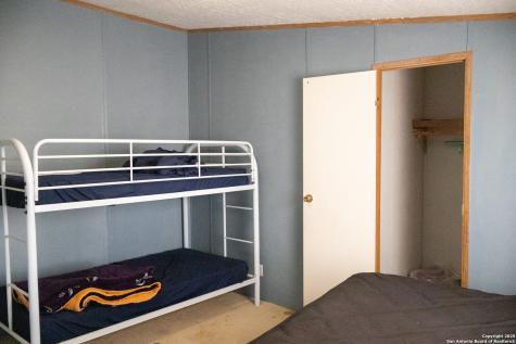C202 Lot 25 E Peggy Pave H90w Uvalde TX 78801
