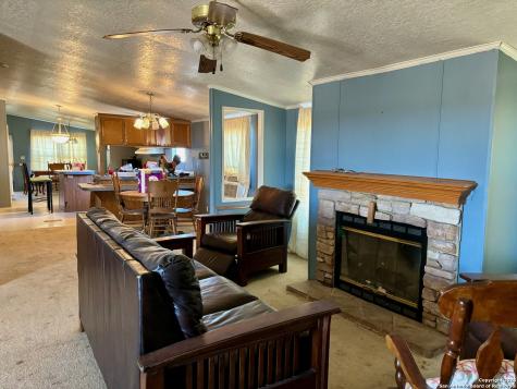 C202 Lot 25 E Peggy Pave H90w Uvalde TX 78801