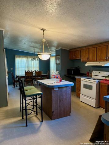 C202 Lot 25 E Peggy Pave H90w Uvalde TX 78801