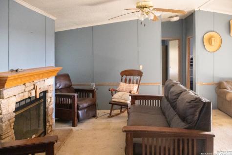 C202 Lot 25 E Peggy Pave H90w Uvalde TX 78801