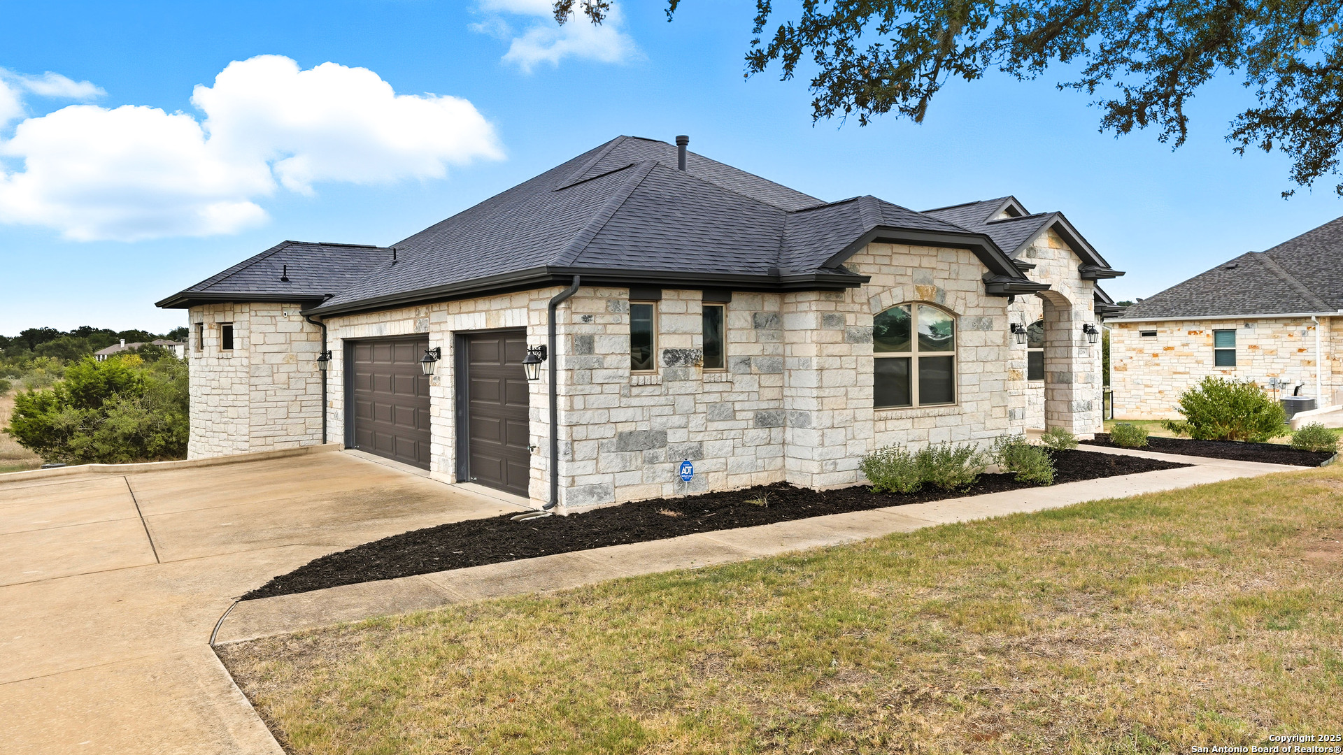 1218 Magnum New Braunfels TX 78132