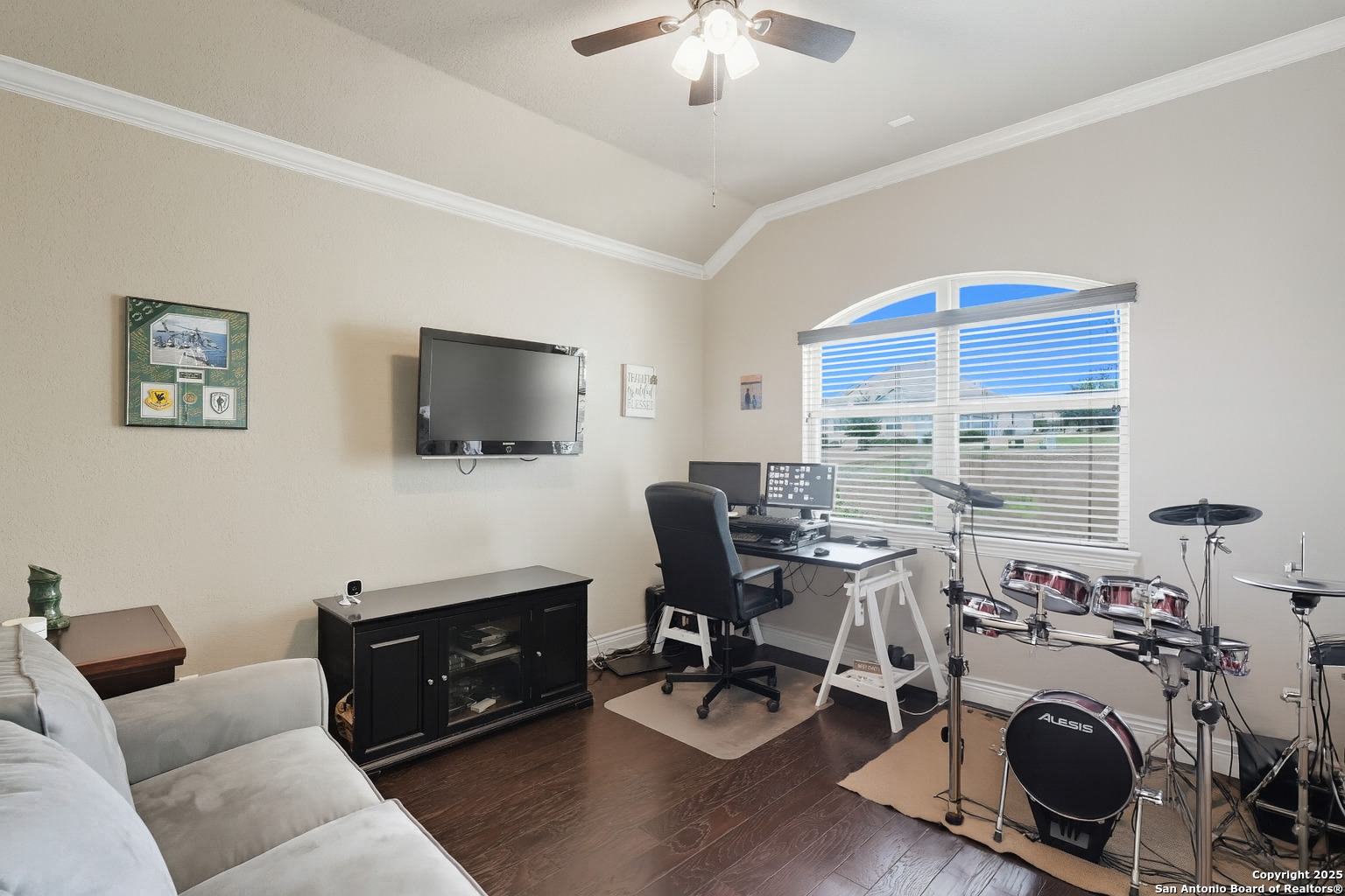 1218 Magnum New Braunfels TX 78132