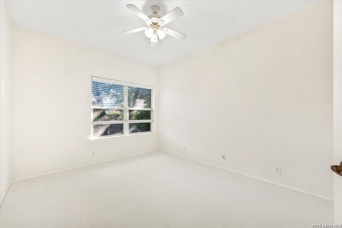 30 Amber Forest Hollywood Park TX 78232