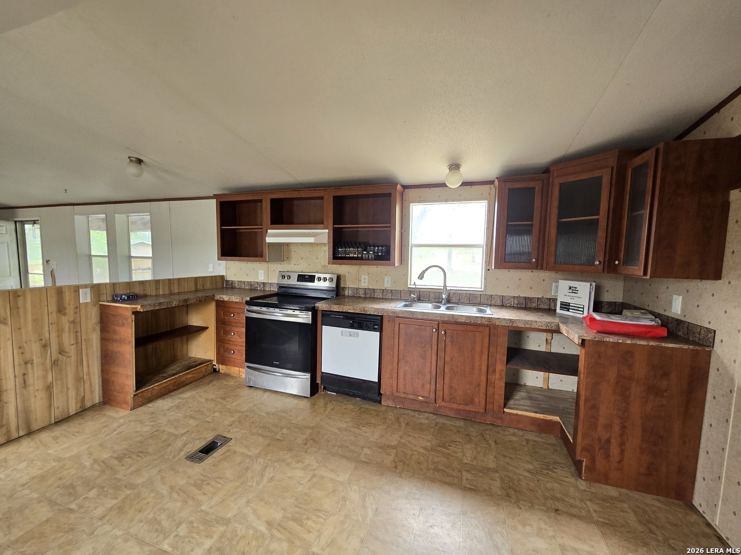 1819 Medina Circle San Antonio TX 78264