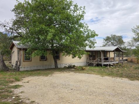 1819 Medina Circle San Antonio TX 78264