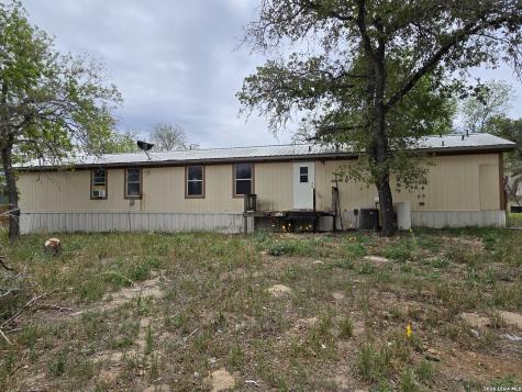 1819 Medina Circle San Antonio TX 78264