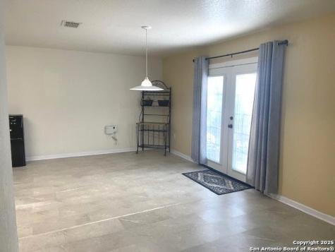 7431 Monets Garden San Antonio TX 78218