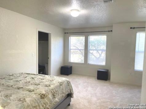 7431 Monets Garden San Antonio TX 78218