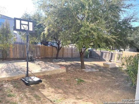 7431 Monets Garden San Antonio TX 78218