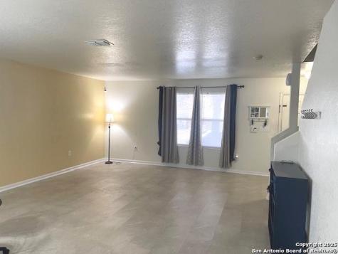 7431 Monets Garden San Antonio TX 78218
