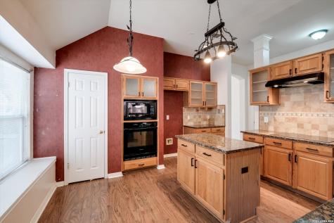 11 Bedford Oaks San Antonio TX 78254
