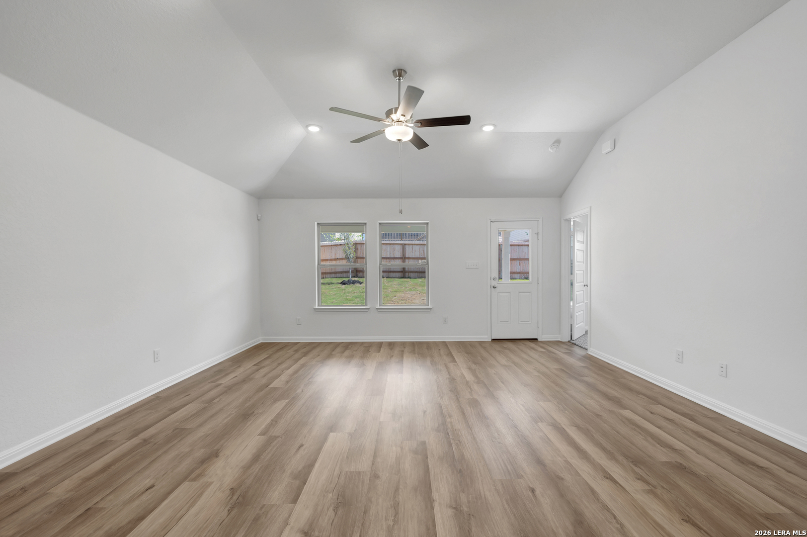 6244 Persimmon Lake San Antonio TX 78245