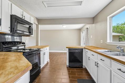 10132 Sunset Place San Antonio TX 78245