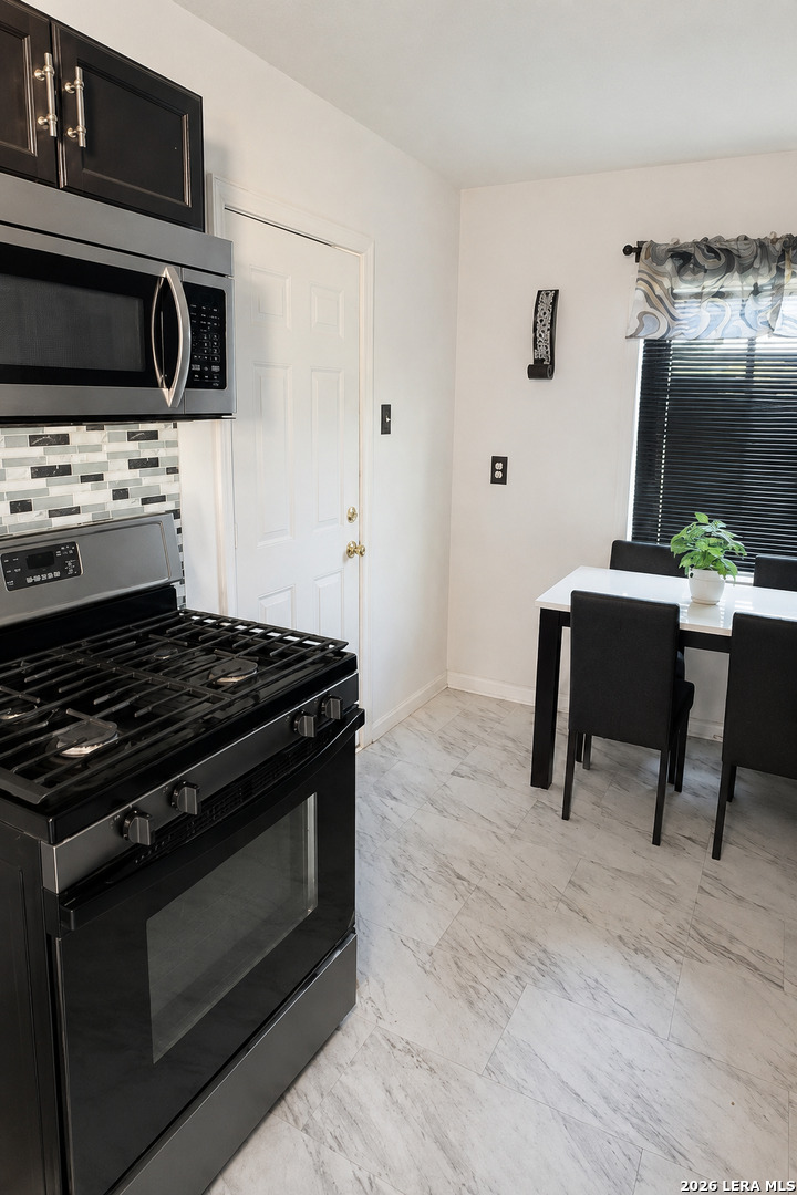 2343 Burnet San Antonio TX 78202