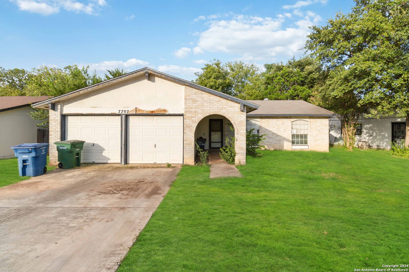 7707 Pipers Hill San Antonio TX 78251