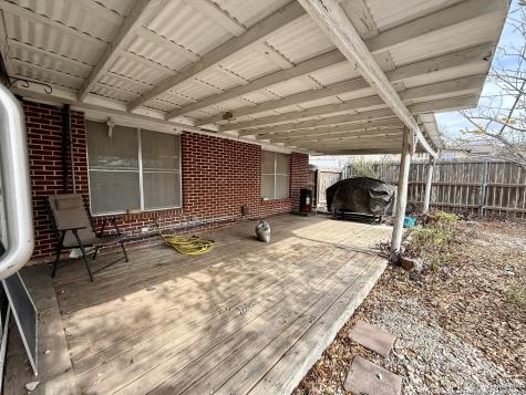 318 Cottonwood Kenedy TX 78119