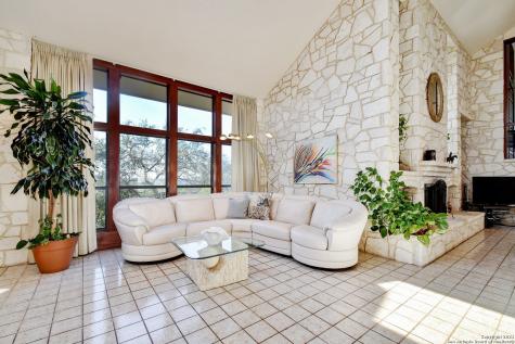 17050 Sunridge Point Helotes TX 78023