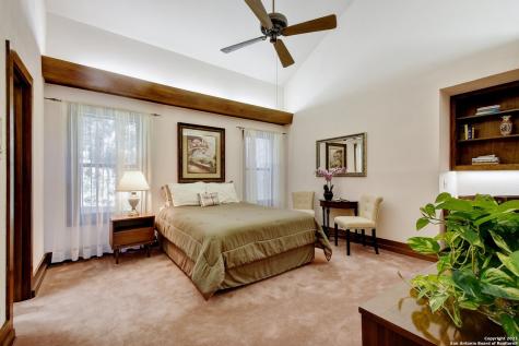 17050 Sunridge Point Helotes TX 78023