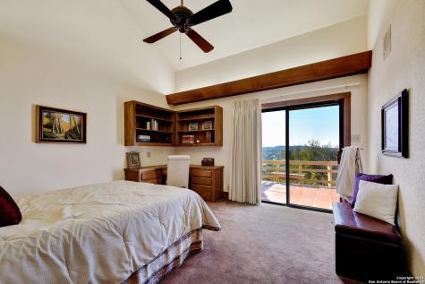 17050 Sunridge Point Helotes TX 78023
