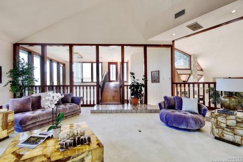 17050 Sunridge Point Helotes TX 78023