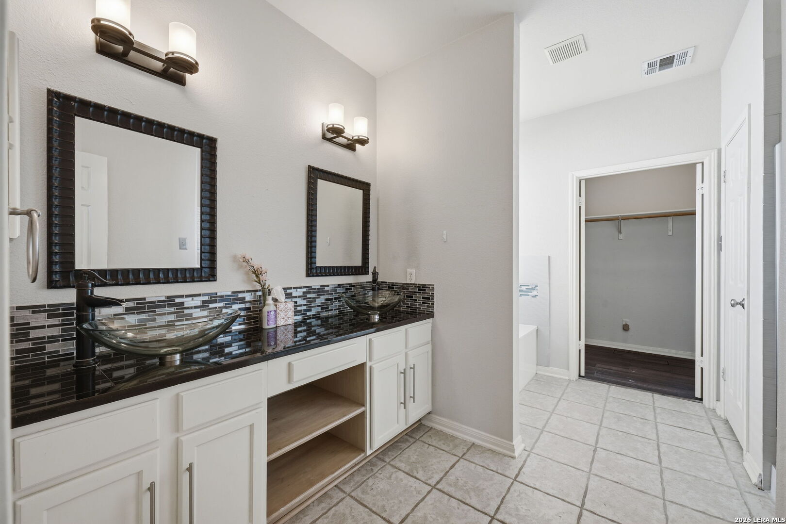 4 Dunthorte Lane San Antonio TX 78250