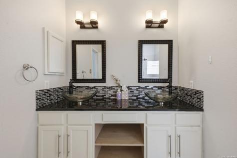 4 Dunthorte Lane San Antonio TX 78250