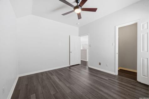 4 Dunthorte Lane San Antonio TX 78250