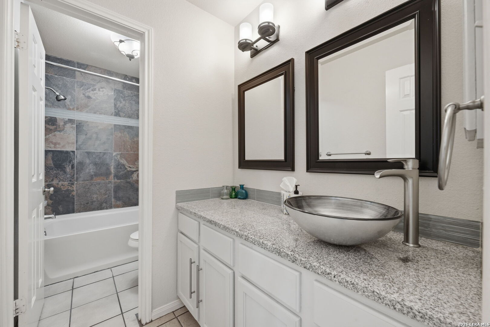 4 Dunthorte Lane San Antonio TX 78250