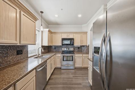 4 Dunthorte Lane San Antonio TX 78250