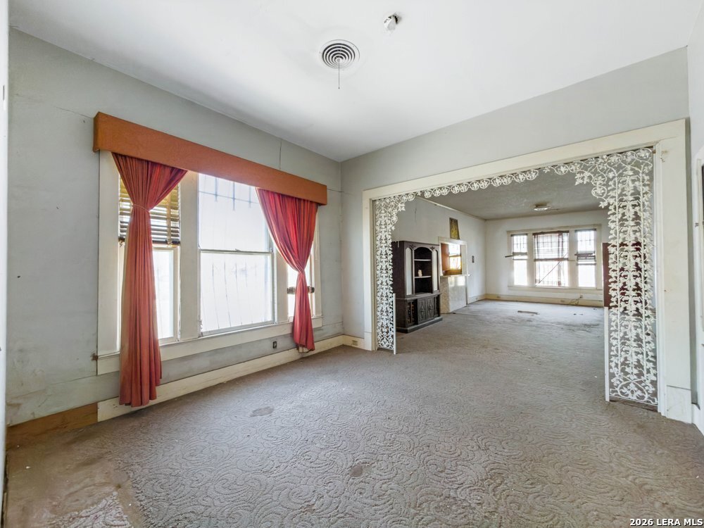 2922 Buena Vista Street San Antonio TX 78207