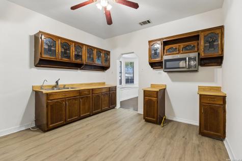 438 Rigsby San Antonio TX 78210