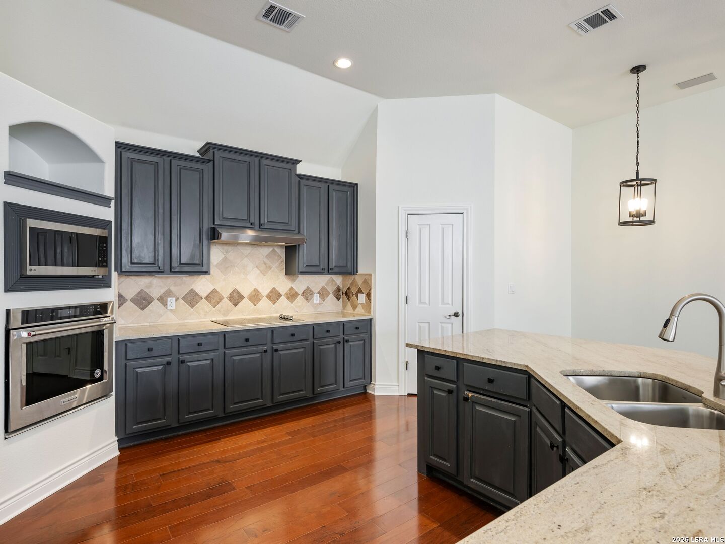 5 Burnham Glen San Antonio TX 78257