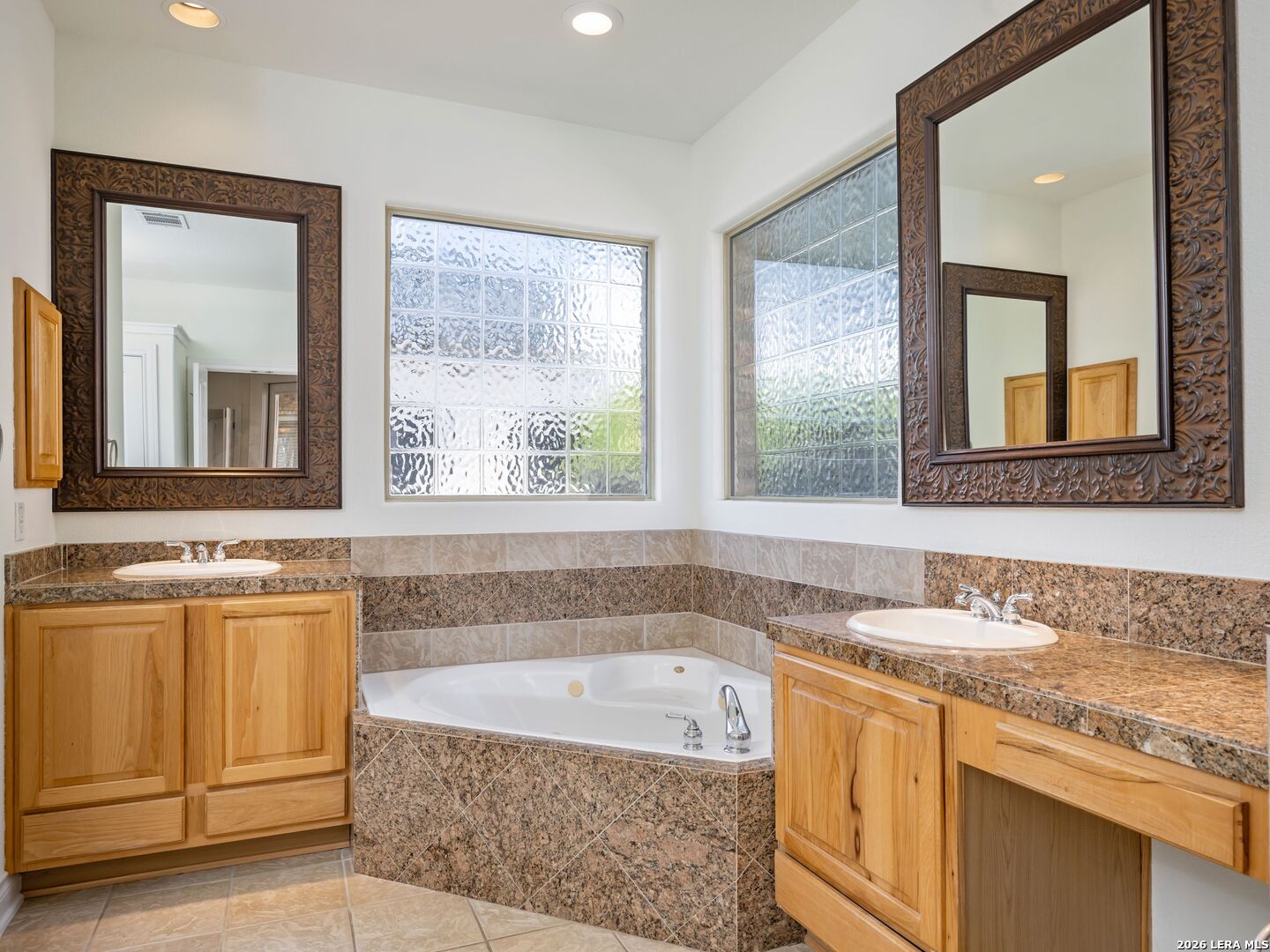 5 Burnham Glen San Antonio TX 78257